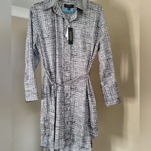 Banana Republic Black and White Long Sleeve Dress